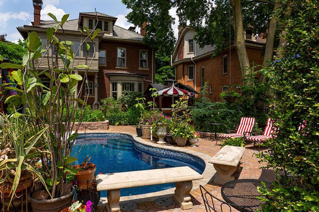 Mike & Allen'S Place On The Park_2 Columbus Exterior foto